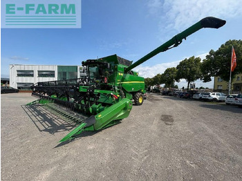 Obilný kombajn JOHN DEERE T670