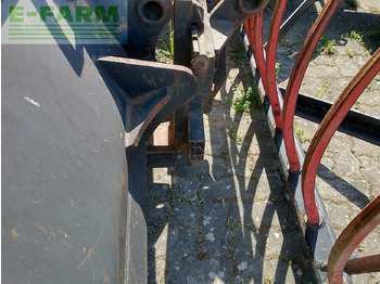 Teleskopický nakladač MANITOU
