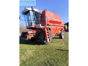 Obilný kombajn MASSEY FERGUSON