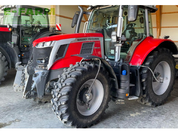 Traktor MASSEY FERGUSON 100 series