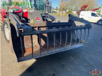 Teleskopický nakladač MASSEY FERGUSON