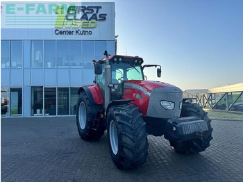 Traktor McCORMICK