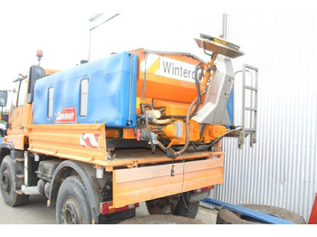 Vozidlo na odpratávanie snehu Mercedes-Benz unimog u 400: obrázok 5 Vozidlo na odpratávanie snehu Mercedes-Benz unimog u 400: obrázok 5