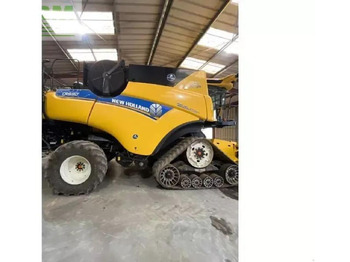 Obilný kombajn NEW HOLLAND CR series