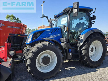 Traktor NEW HOLLAND T5