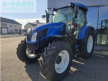 Traktor NEW HOLLAND T5