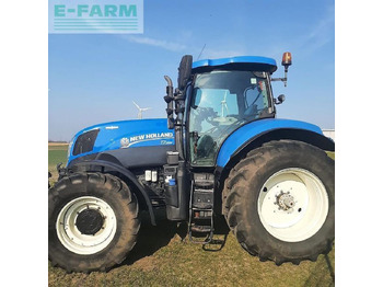 Traktor NEW HOLLAND T7.200