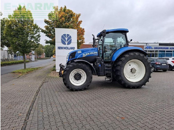 Traktor NEW HOLLAND T7.210