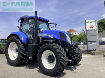 Traktor NEW HOLLAND T7.210