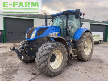 Traktor NEW HOLLAND T7