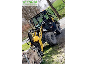 Mini rýpadlo NEW HOLLAND