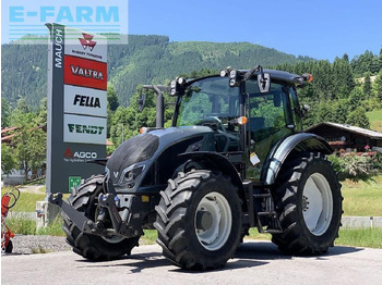 Traktor VALTRA A104