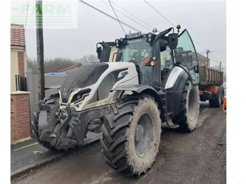 Traktor VALTRA T-series