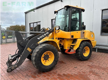 Mini rýpadlo VOLVO L30G