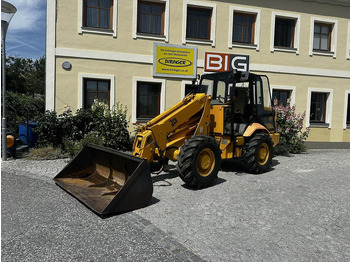 Nakladač JCB