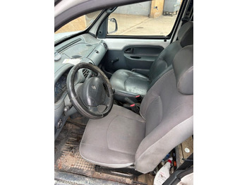 Malá dodávka FOURGONNETTE RENAULT KANGOO: obrázok 3 Malá dodávka FOURGONNETTE RENAULT KANGOO: obrázok 3