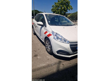 Automobil PEUGEOT