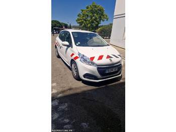 Automobil PEUGEOT