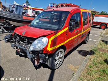 Automobil RENAULT