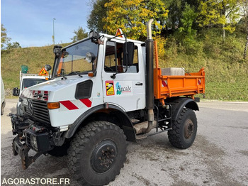 Nákladné auto UNIMOG