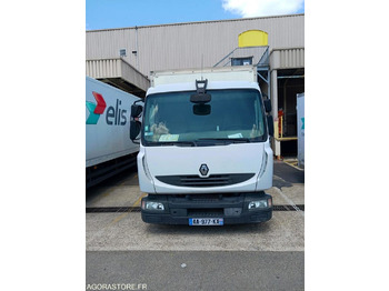 Nákladné auto RENAULT