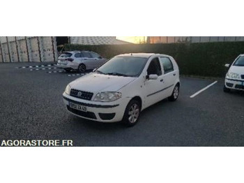 Automobil FIAT