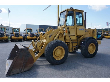 Kolesový nakladač CATERPILLAR 920