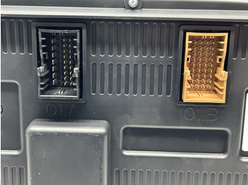 Palubná doska pre Nákladné auto Scania P, R: obrázok 3 Palubná doska pre Nákladné auto Scania P, R: obrázok 3