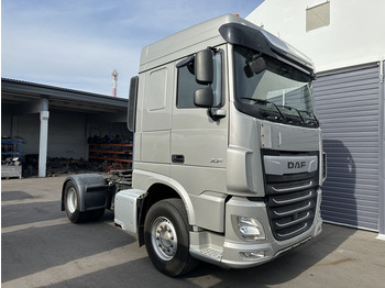 Ťahač DAF XF 530