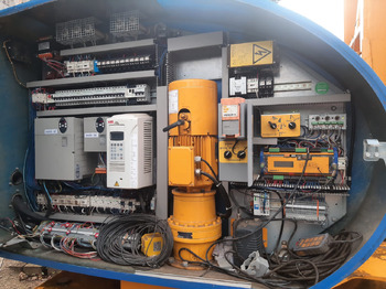 Rýchlostaviteľný žeriav POTAIN