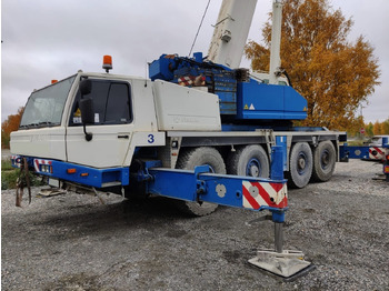 Žeriav pre všetky terény TADANO ATF 90G-4