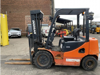 Dieselový vysokozdvižný vozík DOOSAN
