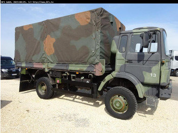 Plachtové nákladné vozidlo IVECO Magirus