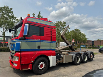 Hákový nosič kontajnerov MAN TGX
