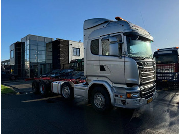 Podvozek s kabinou SCANIA R 730
