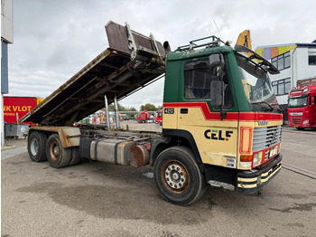Nákladne vozidlo - káblový systém Volvo FL 12.420 6X2 MANUAL GEAR / FULL STEEL SUSP. / 10 TYRES / HUB REDUCT. + CABLELIFT TIPPER + CONTAINER FLATBED: obrázok 3