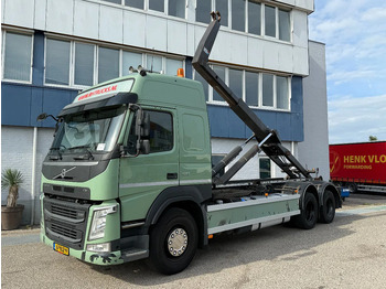 Hákový nosič kontajnerov VOLVO FM 410