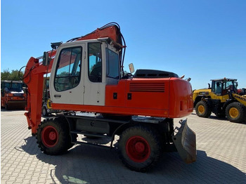 Kolesové rýpadlo LIEBHERR A 900