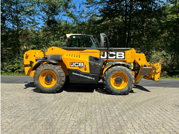 Teleskopický kolesový nakladač JCB 535-125: obrázok 2