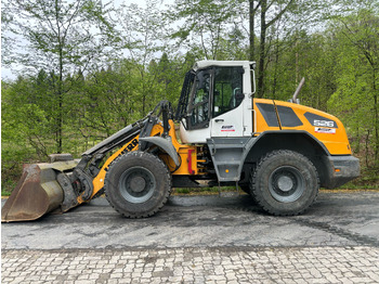 Kolesový nakladač LIEBHERR L 526