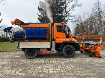 Nákladné auto MERCEDES-BENZ Unimog U400: obrázok 2