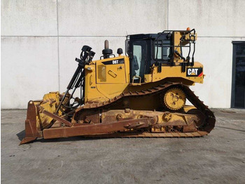 Buldozér CATERPILLAR D6T