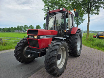 Traktor CASE IH 856XL
