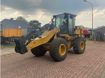 Kolesový nakladač CATERPILLAR 924H