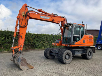 Kolesové rýpadlo DOOSAN DX140W-3