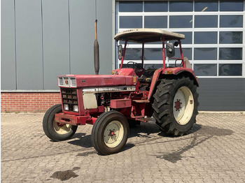 Traktor INTERNATIONAL