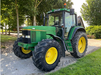 Traktor JOHN DEERE 6800