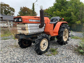 Traktor KUBOTA