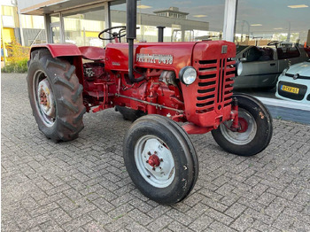 Traktor Mc Cormick International Farmall D-430: obrázok 2