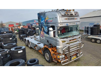 Nákladné auto SCANIA